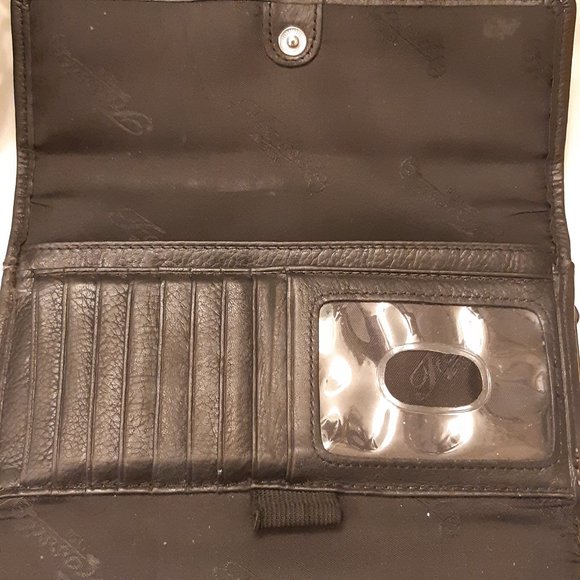 Black Fossil Wallet - Picture 4 of 6